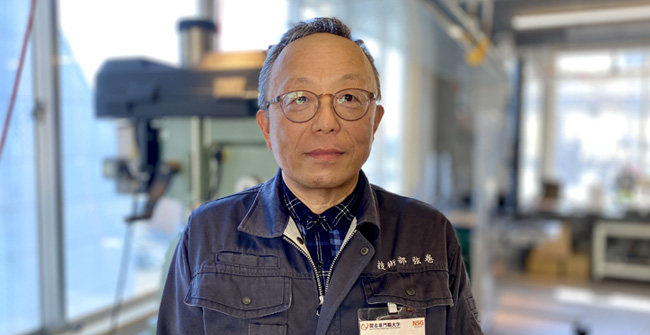 弦巻 明