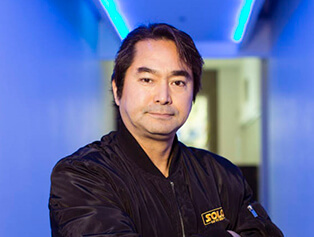 渡辺 潤 氏